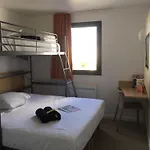 Kyriad Direct La Rochelle 2*