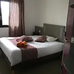 Hotel Kyriad Direct La Rochelle