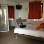 Kyriad Direct La Rochelle Hotel