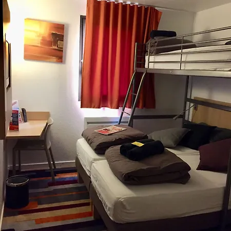 Kyriad Direct La Rochelle