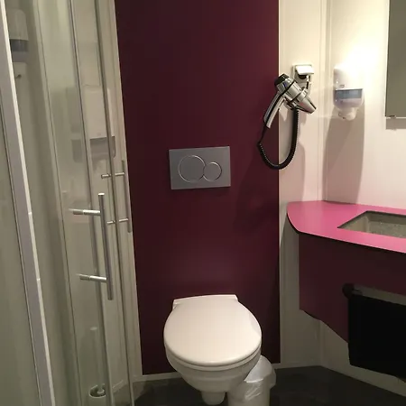 Kyriad Direct La Rochelle