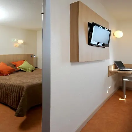 Kyriad Direct La Rochelle 3*