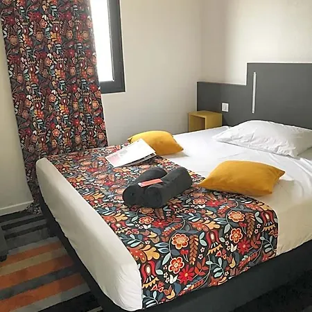Hotel Kyriad Direct La Rochelle 2*