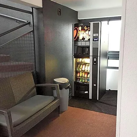 Hotel Kyriad Direct La Rochelle