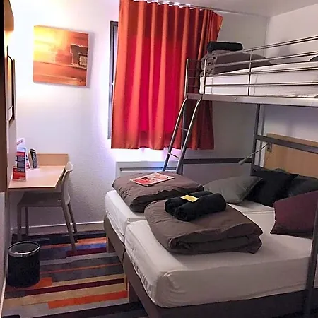 Kyriad Direct La Rochelle
