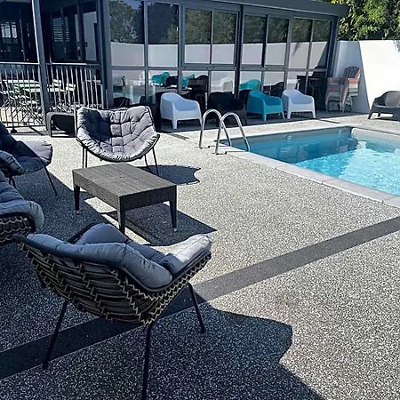 Kyriad Direct La Rochelle Hotel