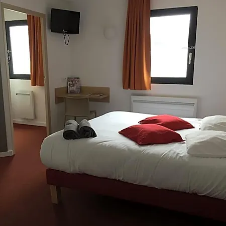 Kyriad Direct La Rochelle 2* 艾特雷