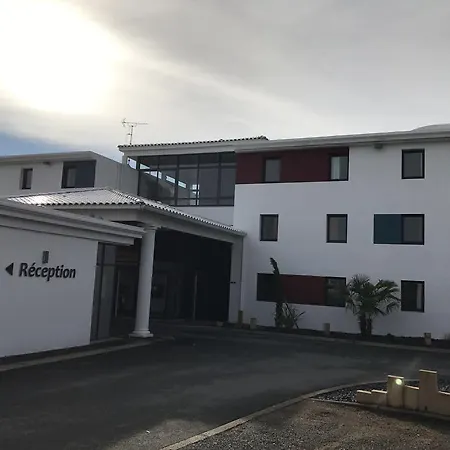 Hotel Kyriad Direct La Rochelle