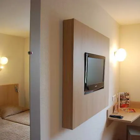 Kyriad Direct La Rochelle