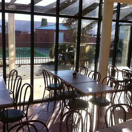 Kyriad Direct La Rochelle