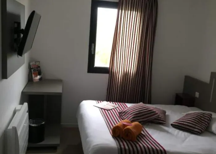 Hotel Kyriad Direct La Rochelle