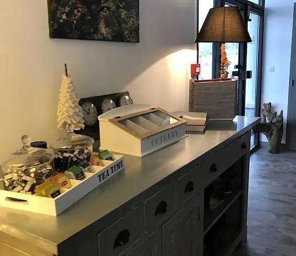 Hotel Kyriad Direct La Rochelle 2*