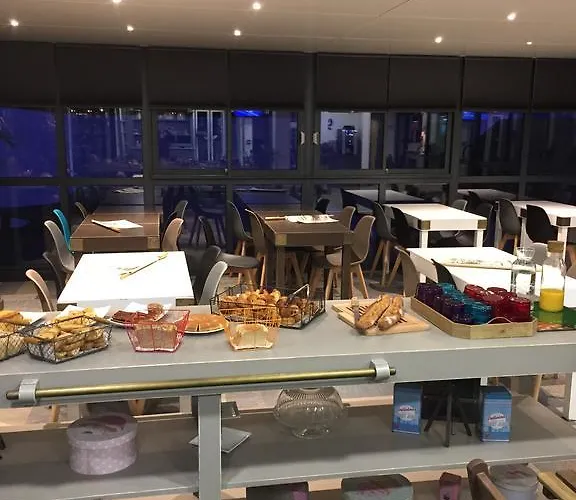 Kyriad Direct La Rochelle 2* Aytre