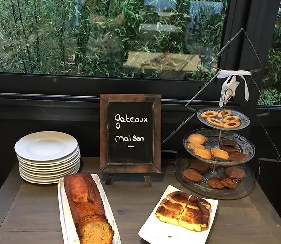 Kyriad Direct La Rochelle Hotel