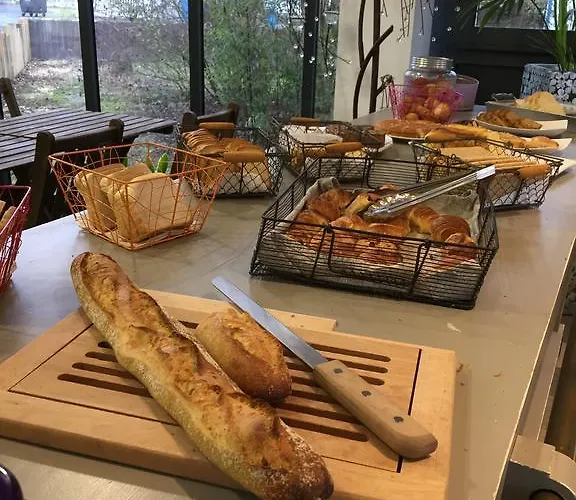 Hotel Kyriad Direct La Rochelle 2*