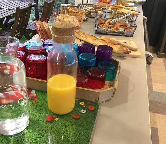 Kyriad Direct La Rochelle 2*