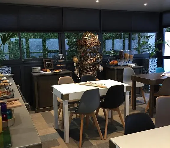 Kyriad Direct La Rochelle Hotel Aytre