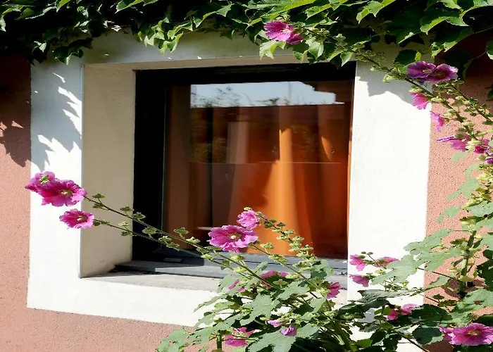 Kyriad Direct La Rochelle