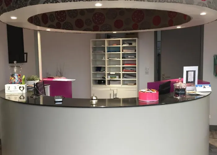 Kyriad Direct La Rochelle Hotel 2*