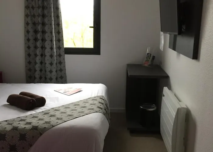 Kyriad Direct La Rochelle 2*