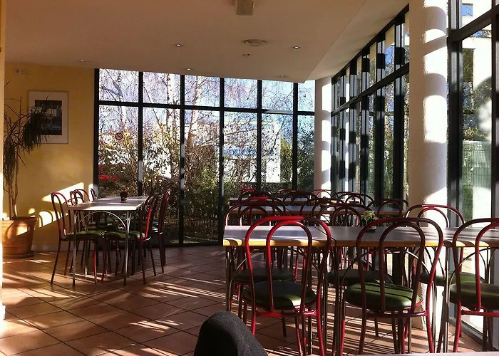 Kyriad Direct La Rochelle Hotel Aytre