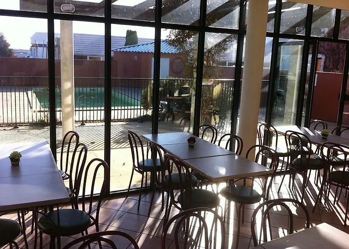 Kyriad Direct La Rochelle