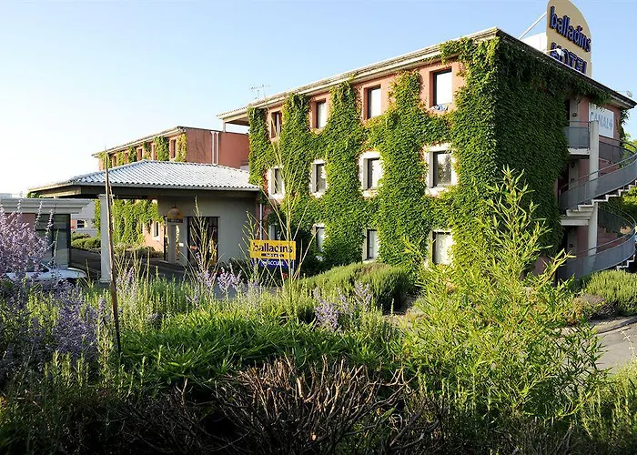 Kyriad Direct La Rochelle 2* Aytre